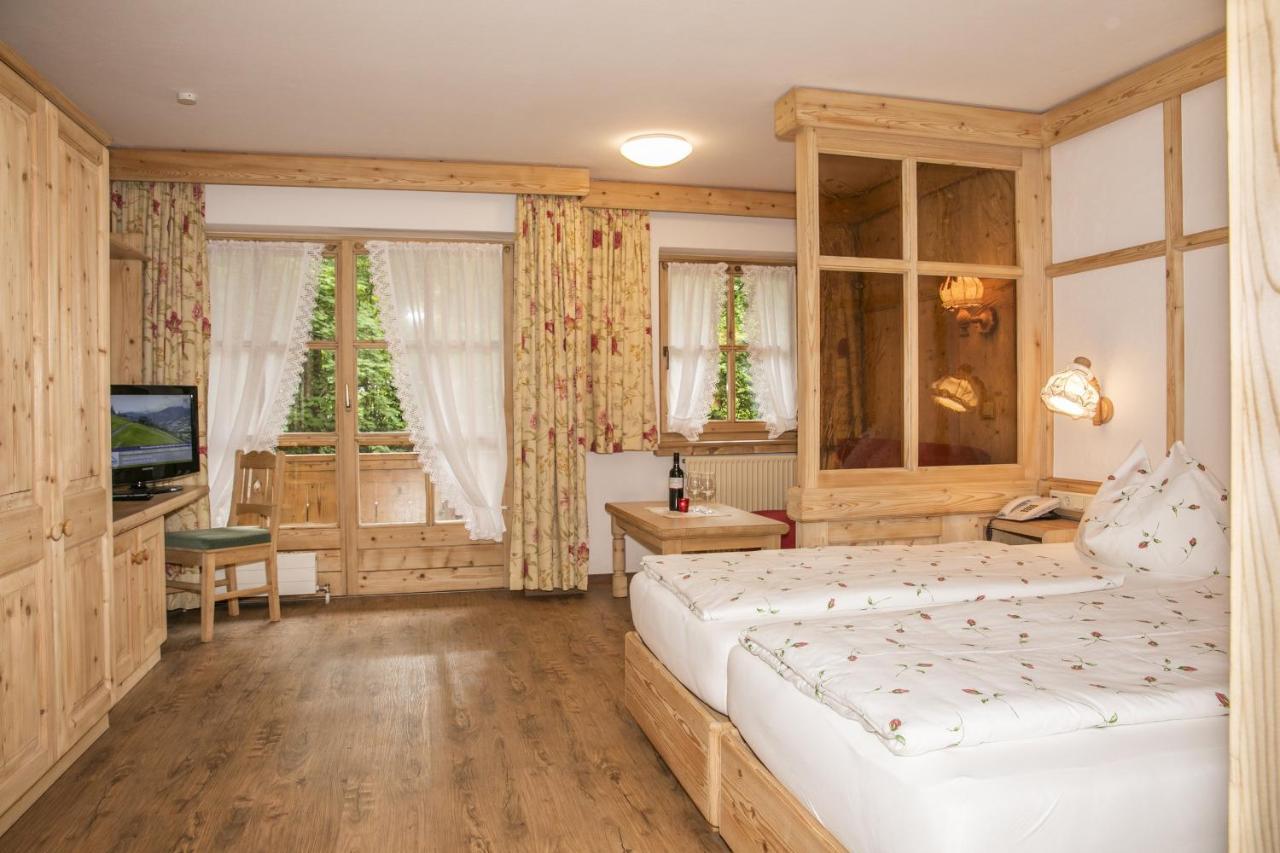 Hotel-Gasthof "Zur Muehle" Kaprun Exterior photo