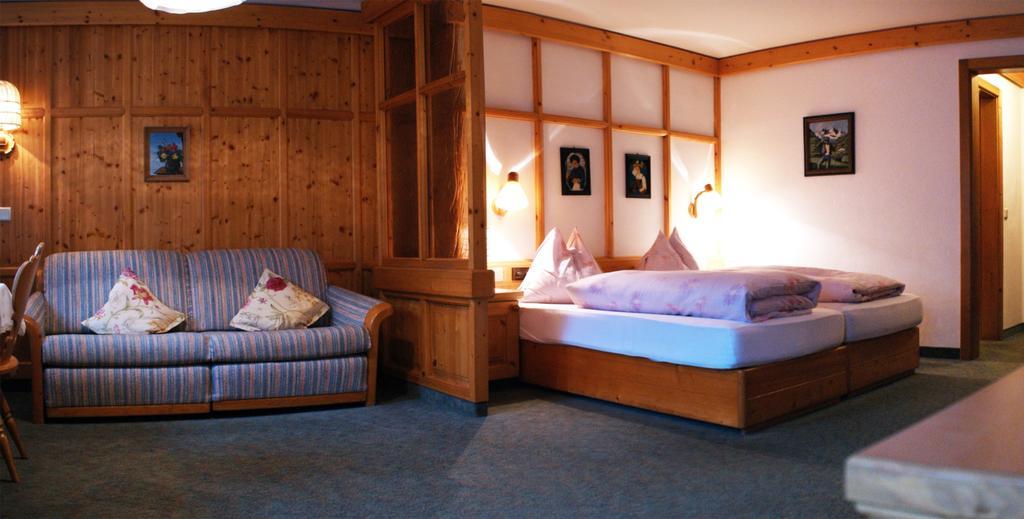 Hotel-Gasthof "Zur Muehle" Kaprun Room photo
