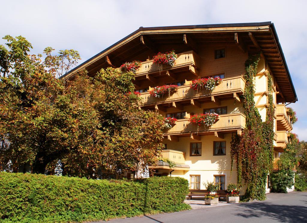 Hotel-Gasthof "Zur Muehle" Kaprun Exterior photo
